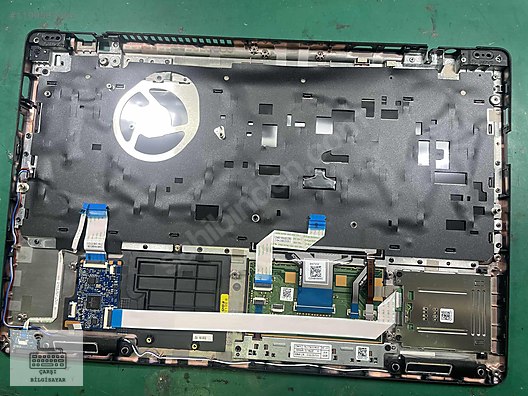 x5_11995676609wy.jpg Dell Uyumlu Latitude 5590 Klavye Ve Touchpad Dahil Üst Kasa