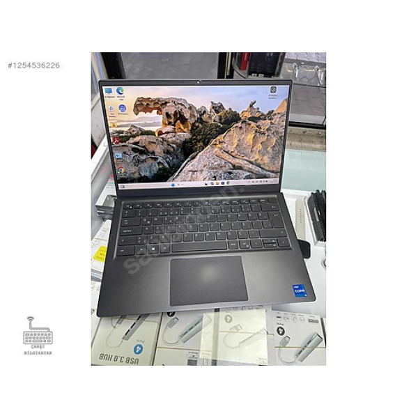 DELL VOSTRO İ5-11300H 16GB 240GB SSD İNTEL İRİS XE EKRAN