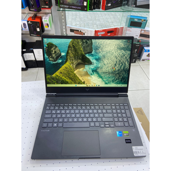 HP VİCTUS İ5-13500H 16GB RAM 1TB SSD 8GB 4060 EKRAN KARTI 15.6 144HZ NOTEBOOK